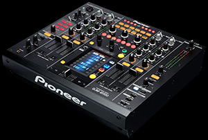 Pioneer DJM 2000